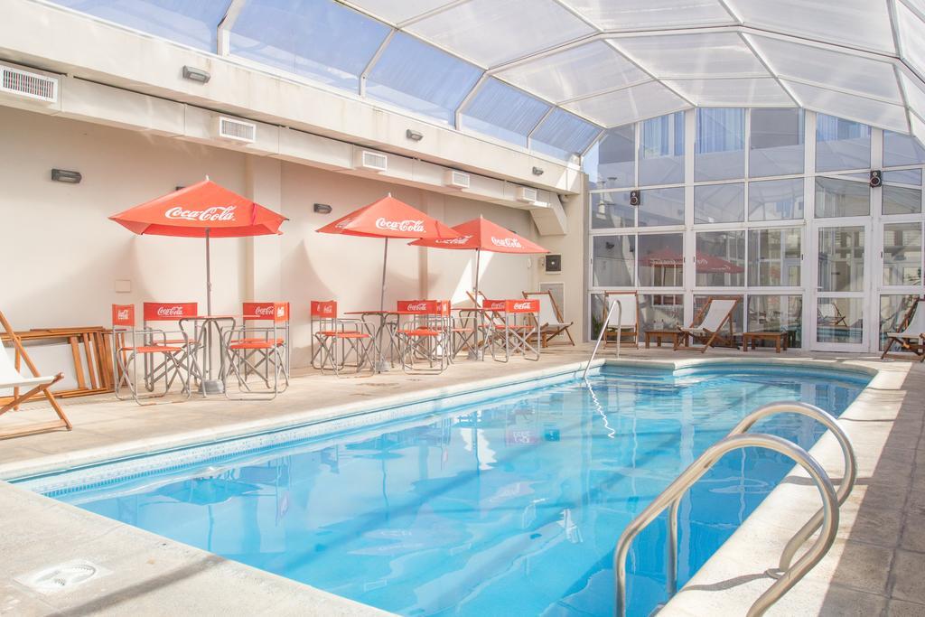 Agua Dulce Hotel 坦迪尔 外观 照片